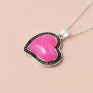 Pink Heart Pendant Necklace gold